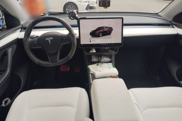 Used Tesla Model Y 2022 Revised Version Rear-Wheel Drive Center Console