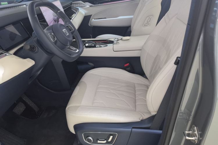 Used Zeekr 009 2024 Six-Seat Executive Version 4WD 108 kWh Left Front Seat