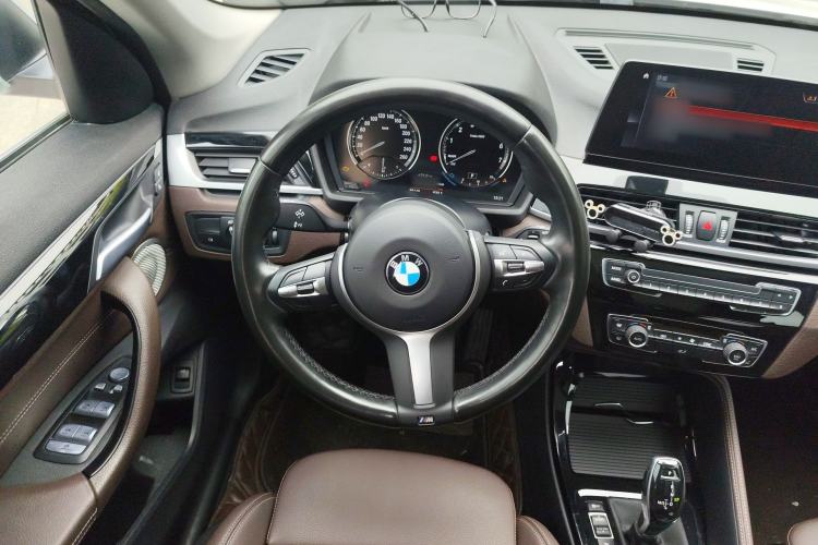 Used BMW X1 2021 sDrive20Li Premium Edition Steering Wheel