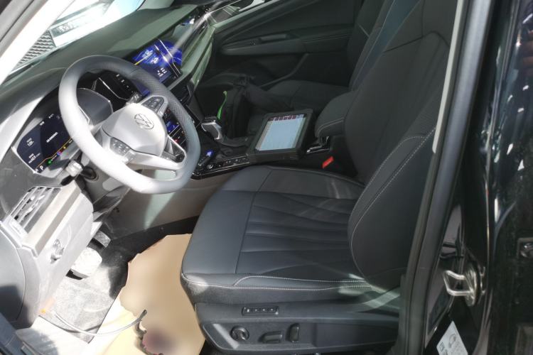 Used Volkswagen Passat 2026 Model, Outstanding 330TSI Elite Edition
