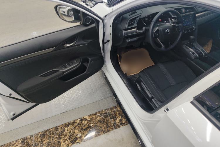 Used Honda Civic 2021 HATCHBACK 220TURBO CVT Trendy Cool Edition