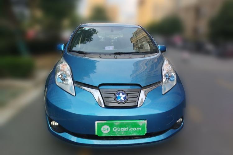 Used Venucia Leaf 2014 Navigation Version 6.6 KW
