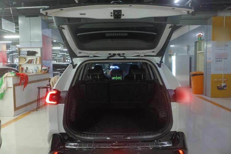 Used Toyota Wildlander 2022 2.0L CVT Two-Wheel Drive Knight Edition
