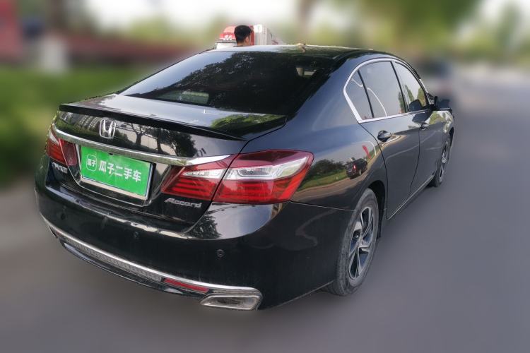 Used Honda Accord 2016 2.0L Comfort Edition
