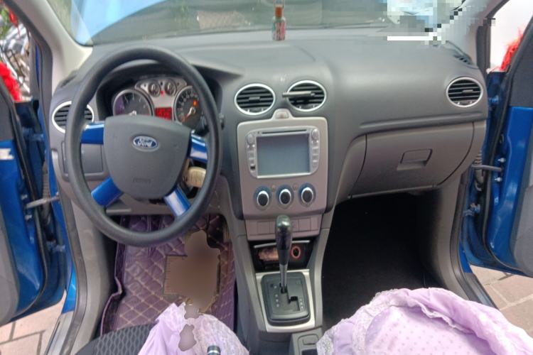 Used Ford Focus 2012 Hatchback Classic 1.8L Automatic Base Model
