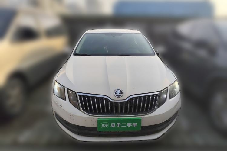 Used Skoda Octavia 2018 1.6L Automatic Comfort Edition Front