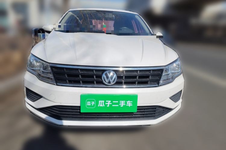 Used Volkswagen Jetta 2017 1.4L Manual Fashion Edition
