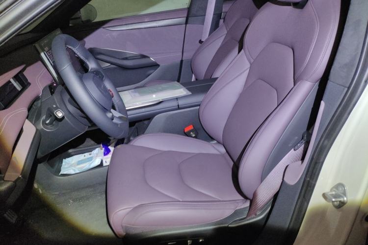 Used Xiaomi Auto SU7 2024 Four-Wheel Drive Ultra-Long Range Advanced Intelligent Driving Max Edition
