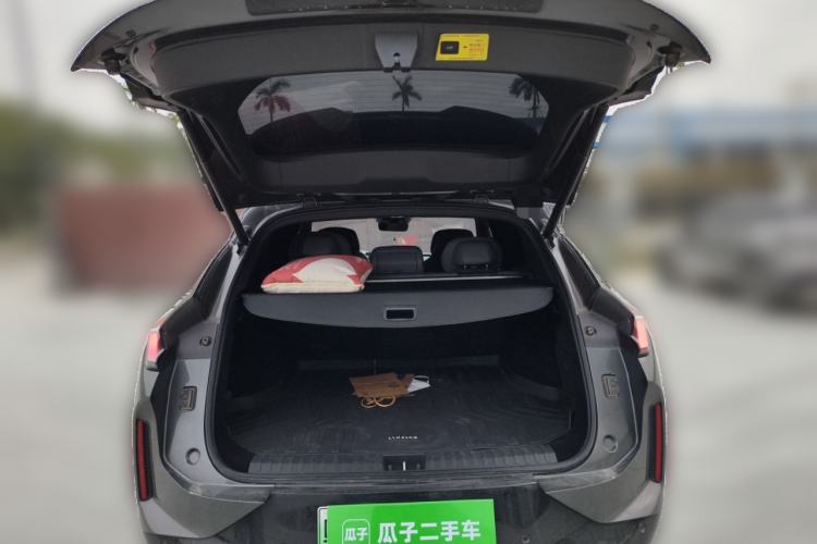 Used Lynk & Co 08 EM-P 2023 120km Long-Range Pro Trunk