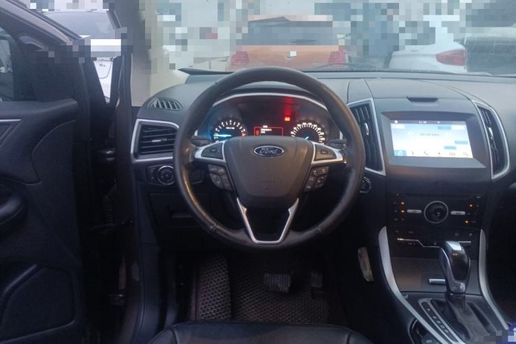 Used Ford Edge 2016 EcoBoost 245 Two-Wheel-Drive Platinum Edition 7-Seater
