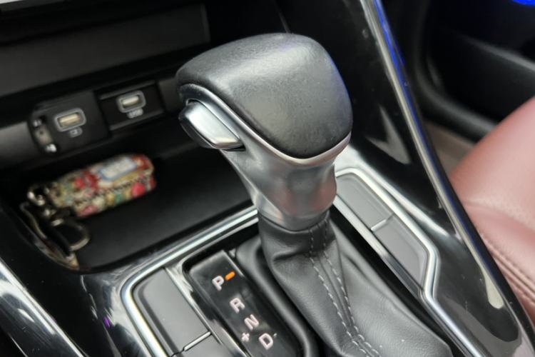 Used Kia Sportage R 2018 2.0L Automatic Smart Luxury Version China V Standard Interior 5