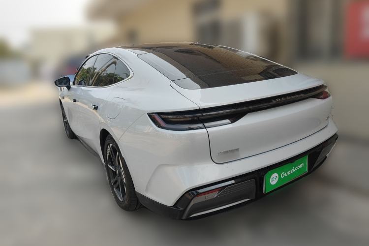 Used Geely Galaxy E8 2024 550 km Range Rear-Drive Dragon Edition
