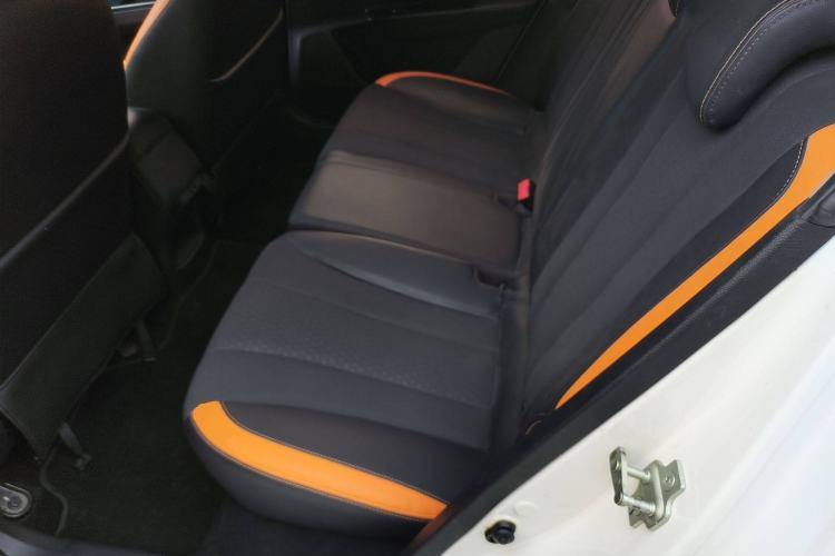 Used Baojun 310 2017 1.5L Automatic Fashion Model