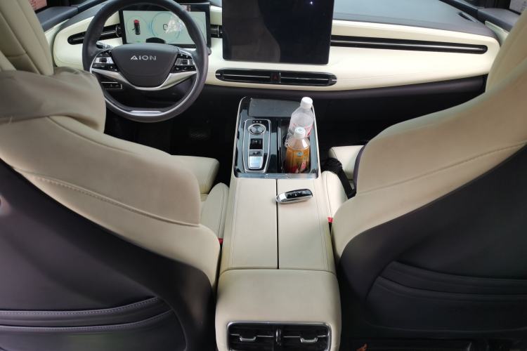 Used AION LX 2022 Plus 80D Flagship Edition Center Console