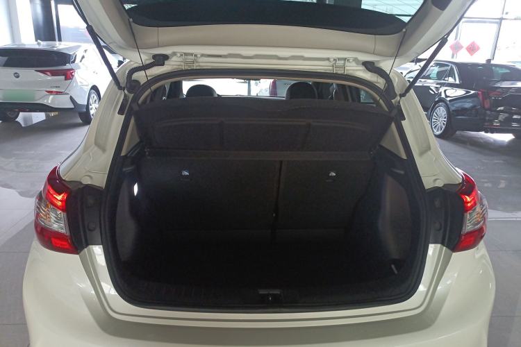 Used Nissan Tiida 2024 1.6L CVT Smart Drive Edition Trunk