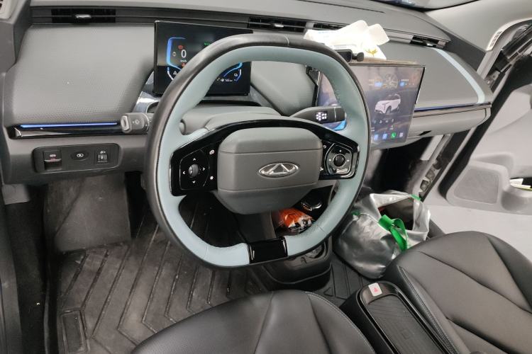 Used Chery New Energy Boundless Pro 2022 301km "Divine Beast" Version with Lithium Iron Phosphate Steering Wheel