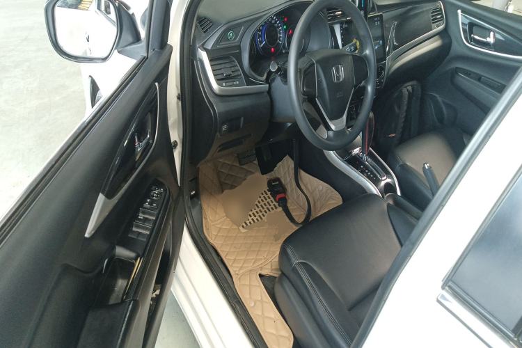 Used Honda Crider 2015 1.8L automatic comfort version
