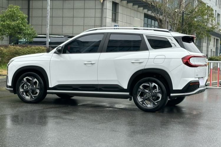 Used Hyundai ix35 2023 Musso 2.0L Deluxe Edition DLX
