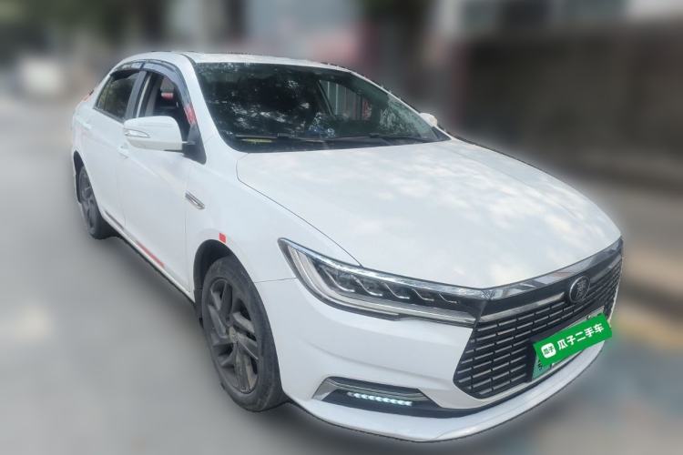 Used BYD Qin New Energy 2019 High-Range Luxury Model