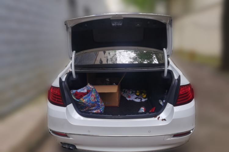 Used BMW 5 Series 2017 525Li Leading Model Trunk