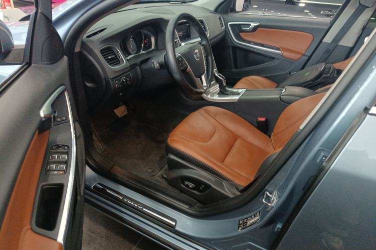 Used Volvo S60 2018 S60L T4 Zhiyuan Edition