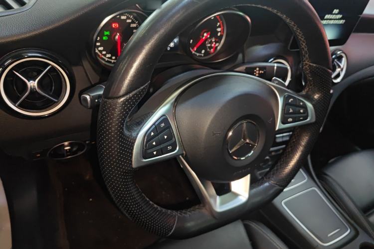 Used Mercedes-Benz GLA 2019 GLA 200 Dynamic Edition
