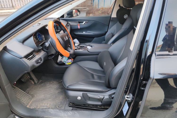 Used Hongqi E-QM5 2022 431 km Charge & Enjoy Edition
