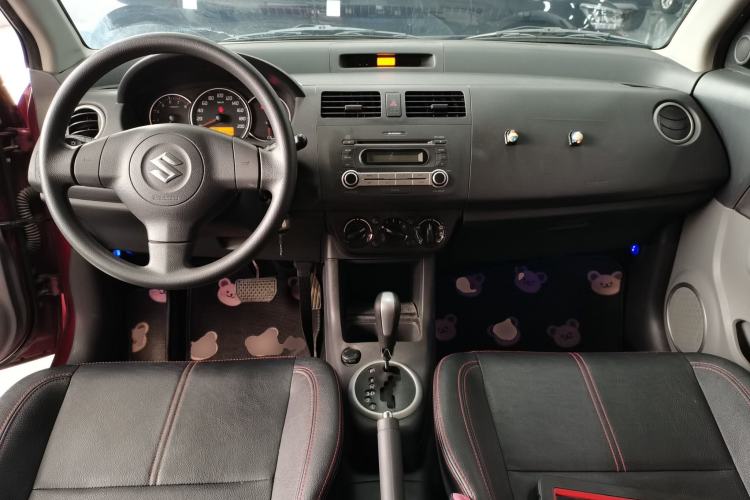 Used Suzuki Swift 2013 1.5L Automatic 20th Anniversary Limited Edition Center Console