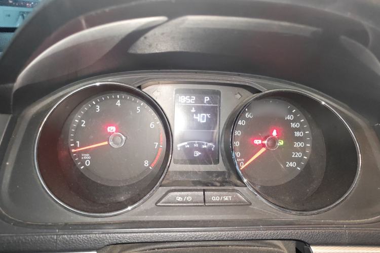 Used Volkswagen Gran Lavida 2015 230TSI DSG Comfort Edition
