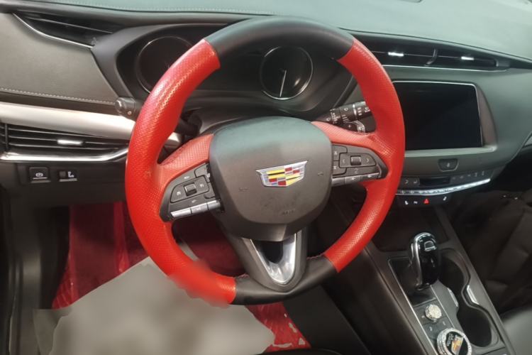 Used Cadillac XT4 2021 28T Two-Wheel Drive Leading Version
