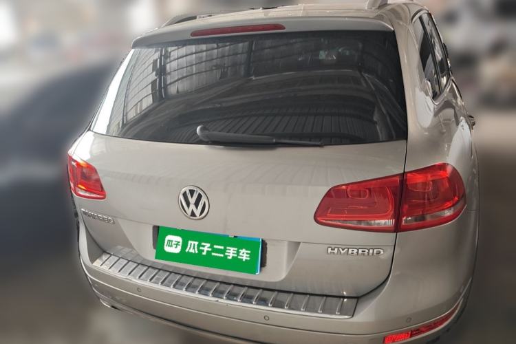 Used Volkswagen Touareg 2011 3.0 TSI Hybrid Rear