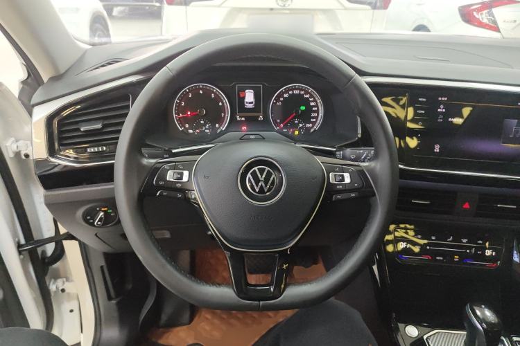 Used Volkswagen Tayron 2022 280TSI Two-Wheel Drive Luxury Smart Connectivity Version
