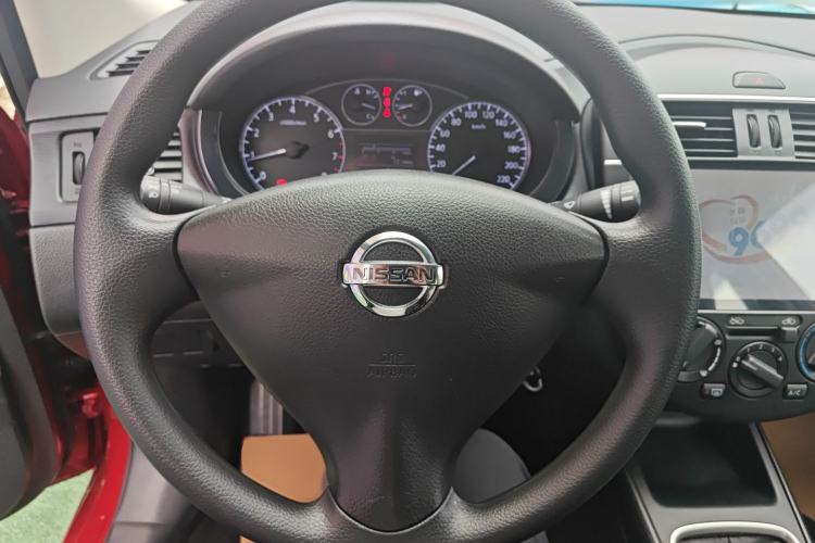 Used Nissan Tiida 2014 1.6L Manual Comfort Model
