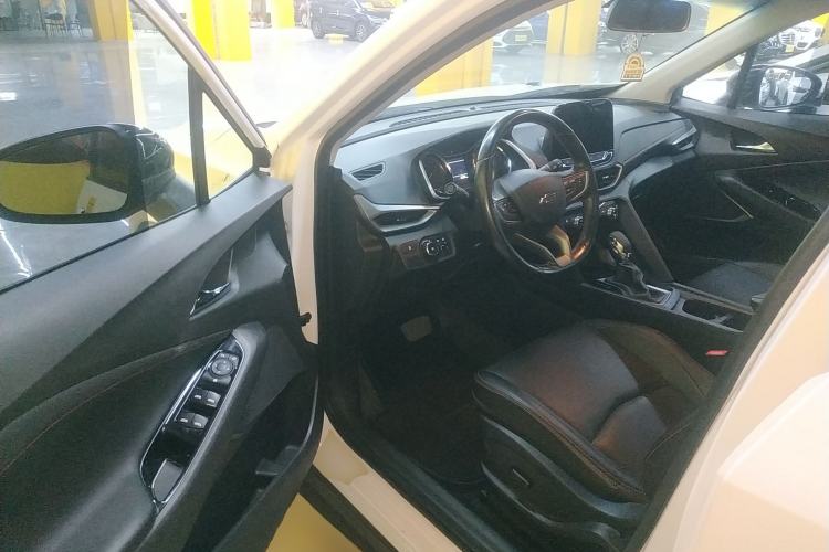 Used Chevrolet Orlando 2020 Light Hybrid Redline 530T Automatic Enjoyment Edition (5+2 Models)