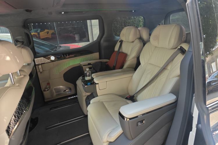 Used Zeekr 009 2022 WE Edition
