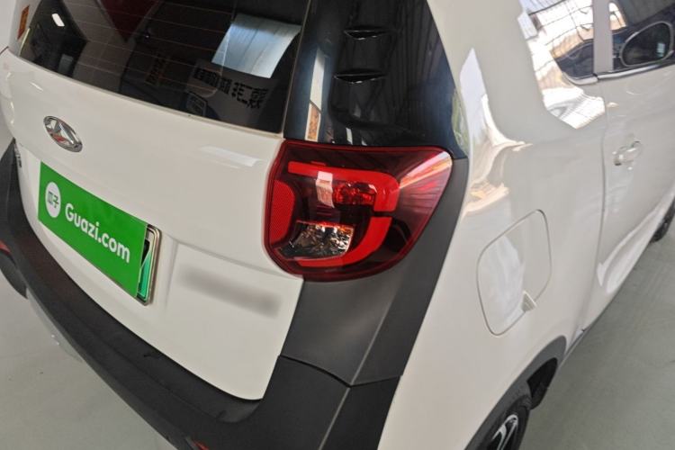 Used Chery QQ Little Ant 2021 200 000-Yuan Ant Fan Edition Talent Version NMC Battery 301 km Right Rear Taillight