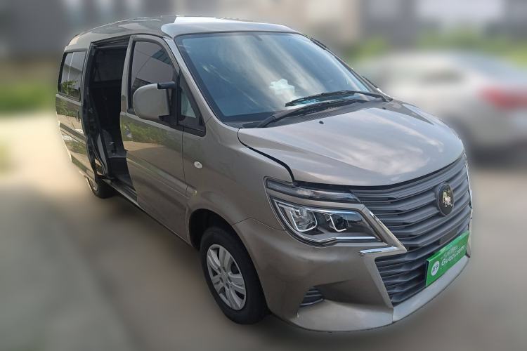 Used FORTHING Lingzhi 2023 M5 1.6L Practical Model 5 Seats Front Right 45 Deg