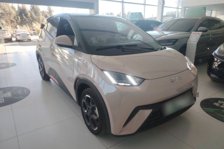 Used BYD Seagull 2024 Honor Edition 305km Freedom Version Front Right 45 Deg