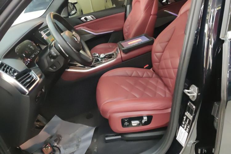 Used BMW X5 2022 Restyled xDrive 40Li M Sport Package
