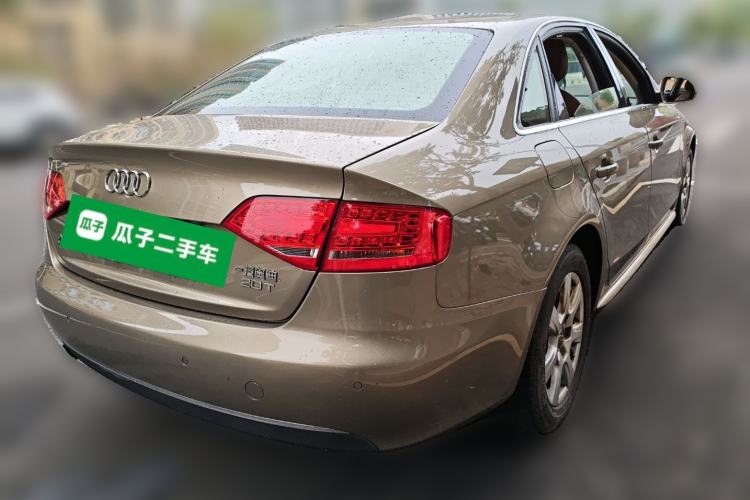 Used Audi A4L 2012 2.0 TFSI automatic standard version