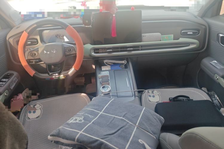 Used BAIC Off-Road BJ30 2024 1.5T Magic Electric Drive Advanced Version Center Console