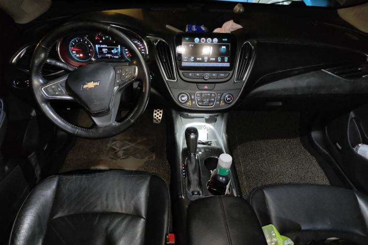 Used Chevrolet Malibu XL 2016 1.5T Dual-Clutch Ruibao Edition Center Console