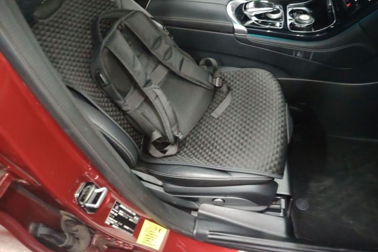 Used Mercedes-Benz GLC Coupe 2019 Facelift GLC 200 4MATIC Coupe SUV Right Front Seat