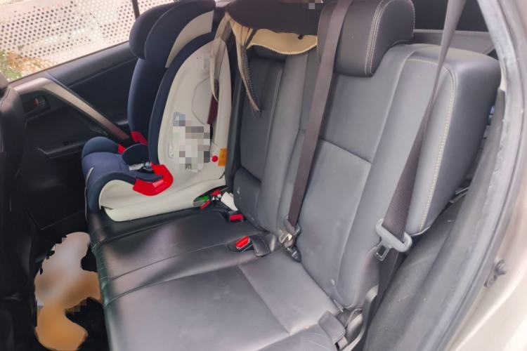 Used Toyota RAV4 2015 2.5L Automatic 4x4 Elite Edition
