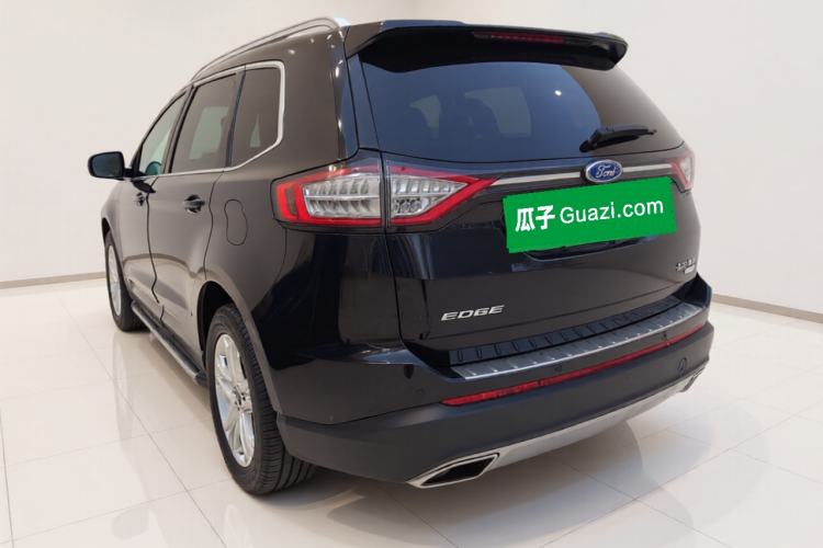 Used Ford Edge 2016 EcoBoost 245 Four-Wheel Drive Titanium Edition 7-Seater Exterior 3