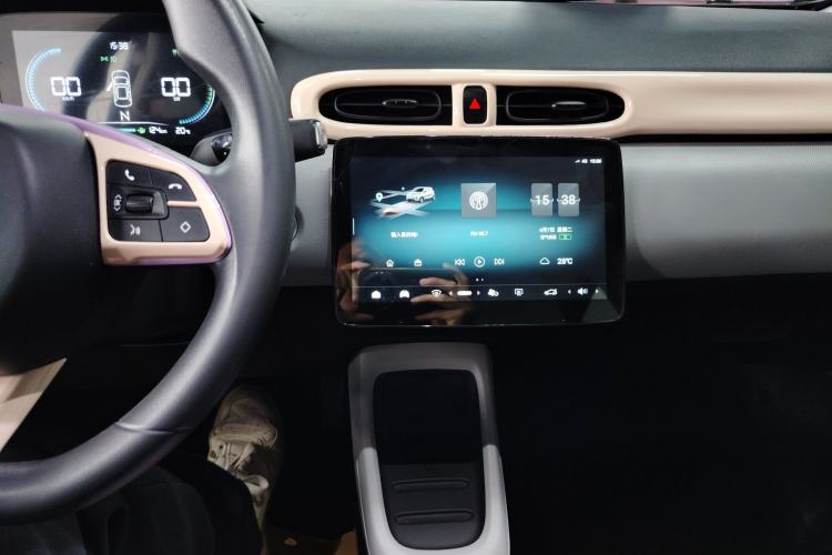 Used Leapmotor T03 2022 Glazed Edition Center Console