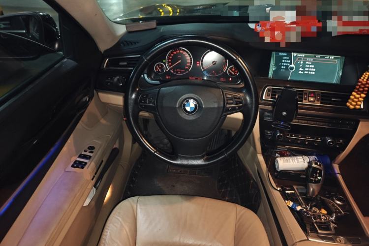 Used BMW 7 Series 2009 740Li Leading Model
