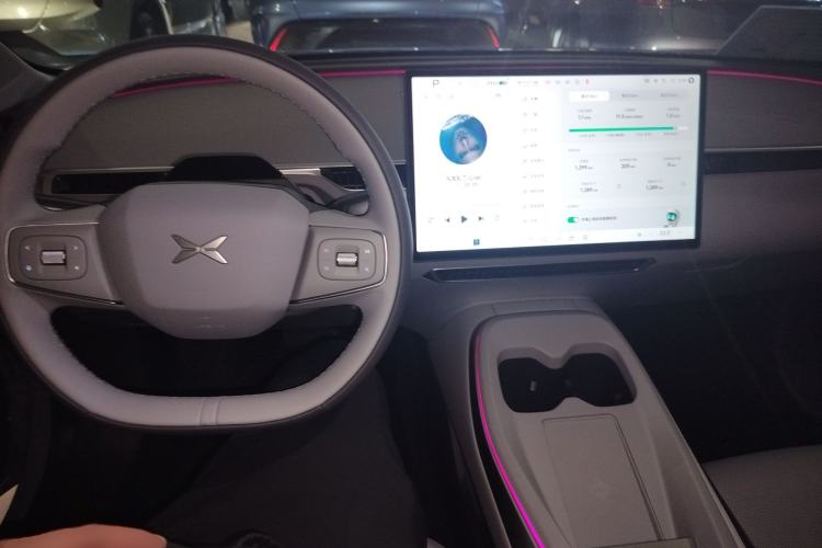 Used XPeng MONA M03 2025 600 with Ultra-Long Range Max Center Console
