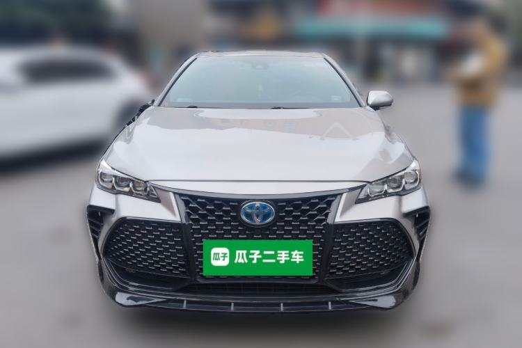 Used Toyota Avalon 2019 Dual-Engine 2.5L Luxury Edition China VI Standard
