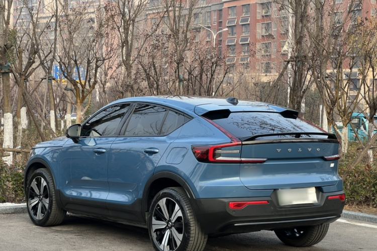 Used Volvo C40 2022 Long-Range PRO Version